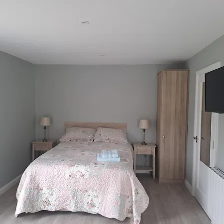 The Paddock * 고트